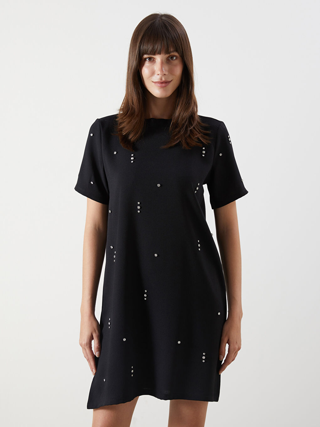 Siyah Bisiklet Yaka Taşlı Mini Elbise-1