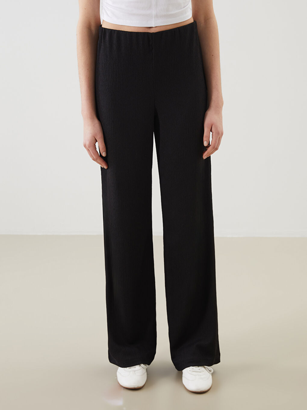 Siyah Beli Lastikli Kadın Pantolon-1