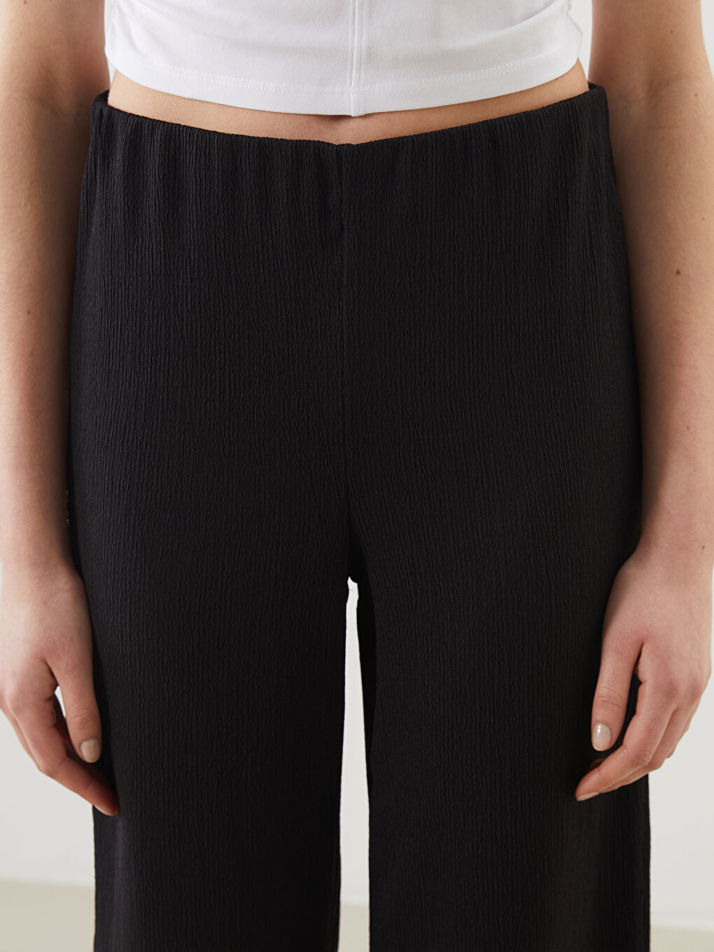 Siyah Beli Lastikli Kadın Pantolon-2