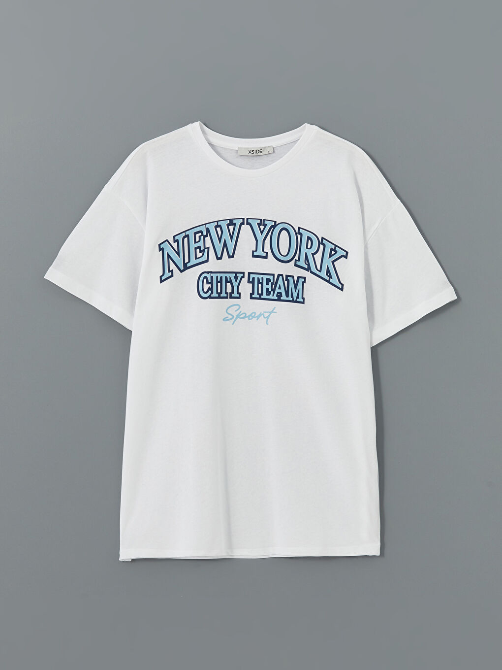 Beyaz Bisiklet Yaka New York Baskılı Kadın Tişört-4