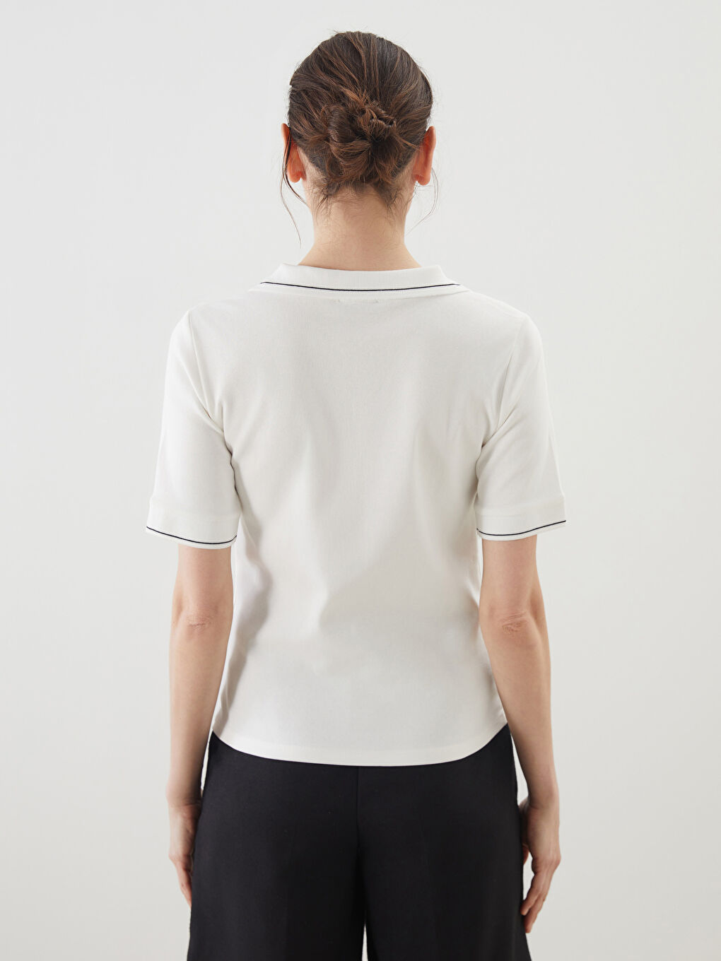 Bej Polo Yaka Kadın Tişört-4