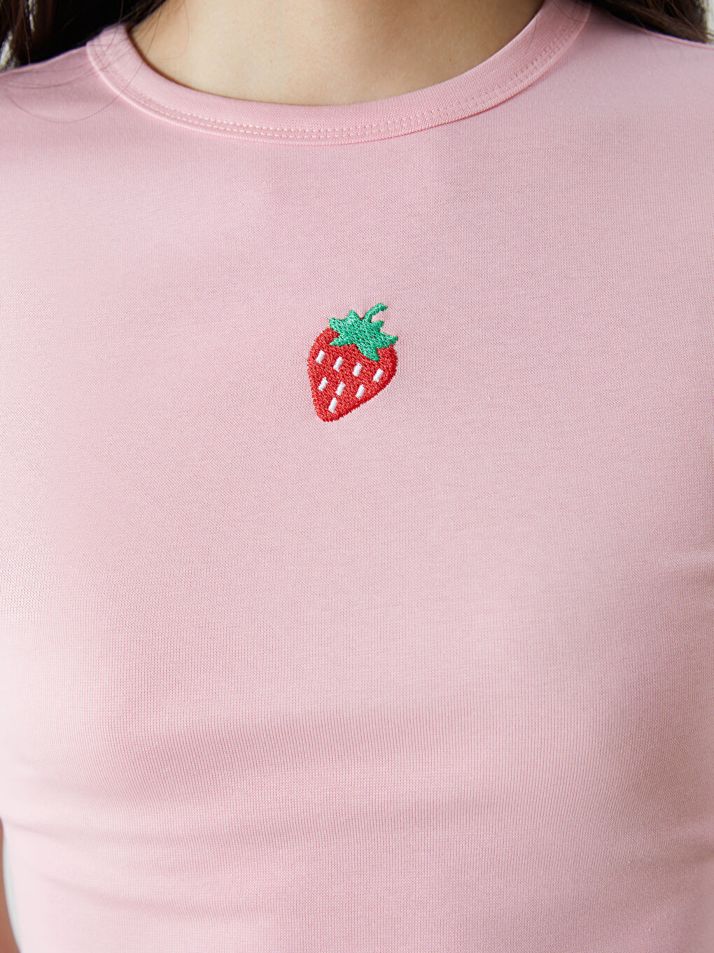 Crew Neck Embroidered Women's Crop Top -S5GR61Z8-QX9