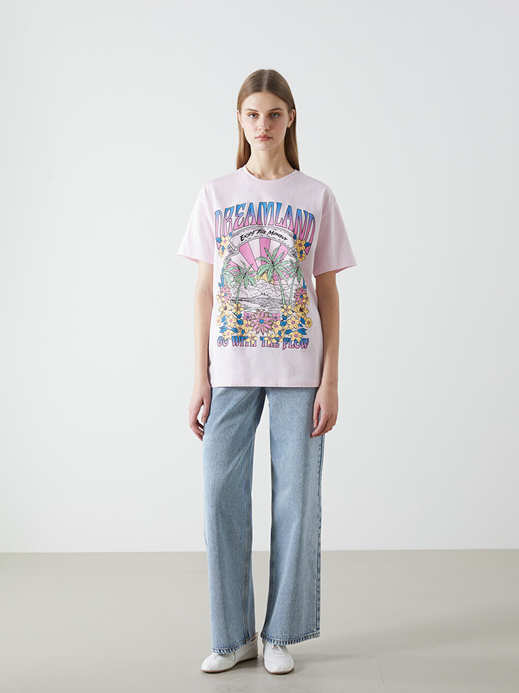 Pembe Bisiklet Yaka Baskılı Kadın Tişört-1