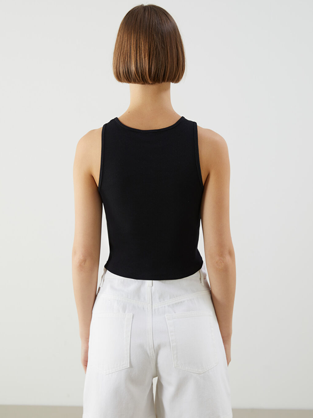 XSIDE Siyah Bisiklet Yaka Kadın Crop - 3