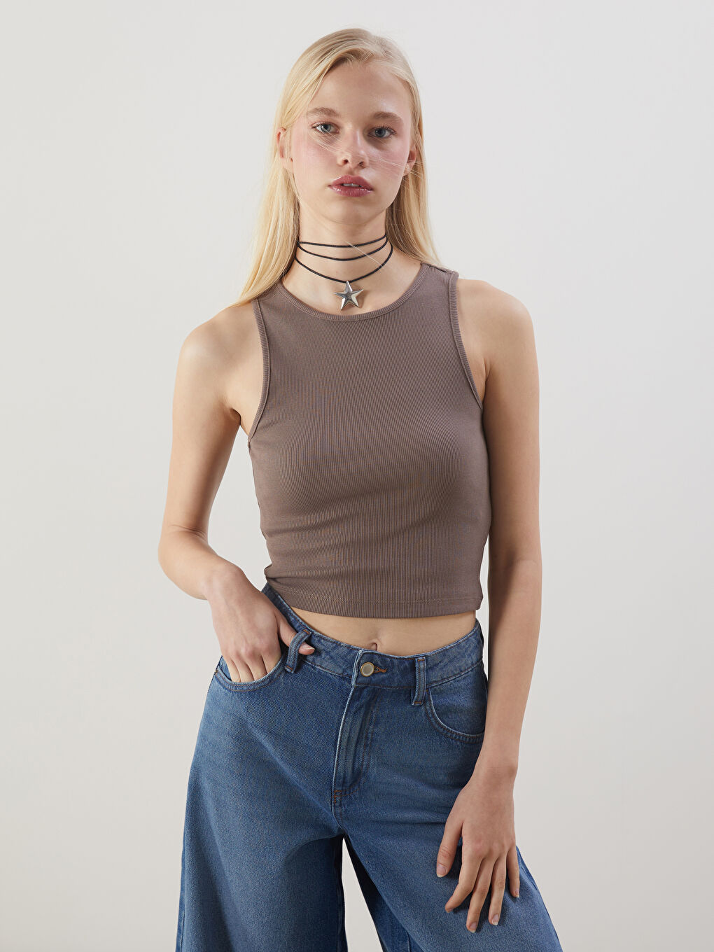 Kahverengi Bisiklet Yaka Kadın Crop