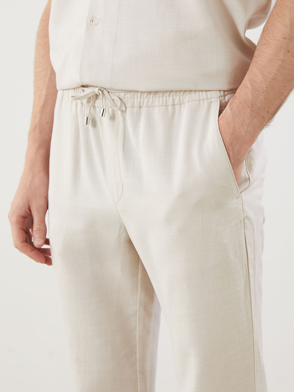 LC Waikiki Muške pantalone standardnog kroja sa izgledom lana -S5GS88Z8-DS3