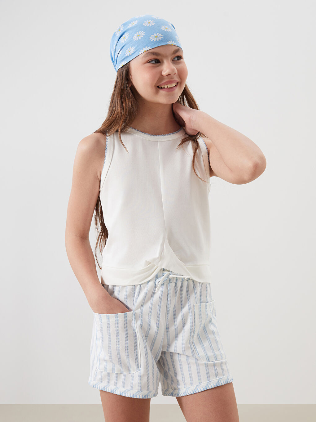 LCW Kids Crew Neck Girl's Crop Singlet -S5GT95Z4-R9J