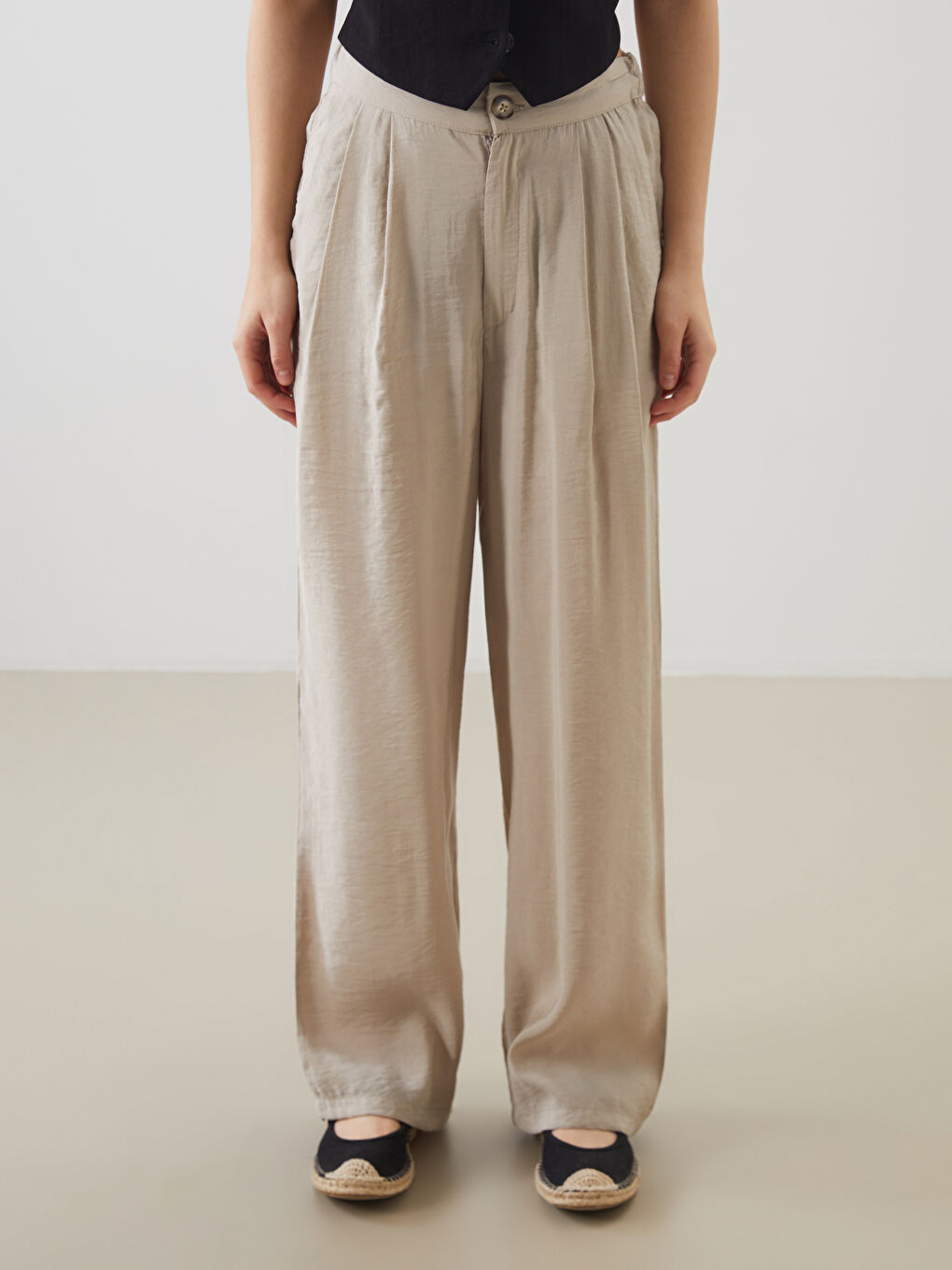 Bej Beli Lastikli Kadın Pantolon-1