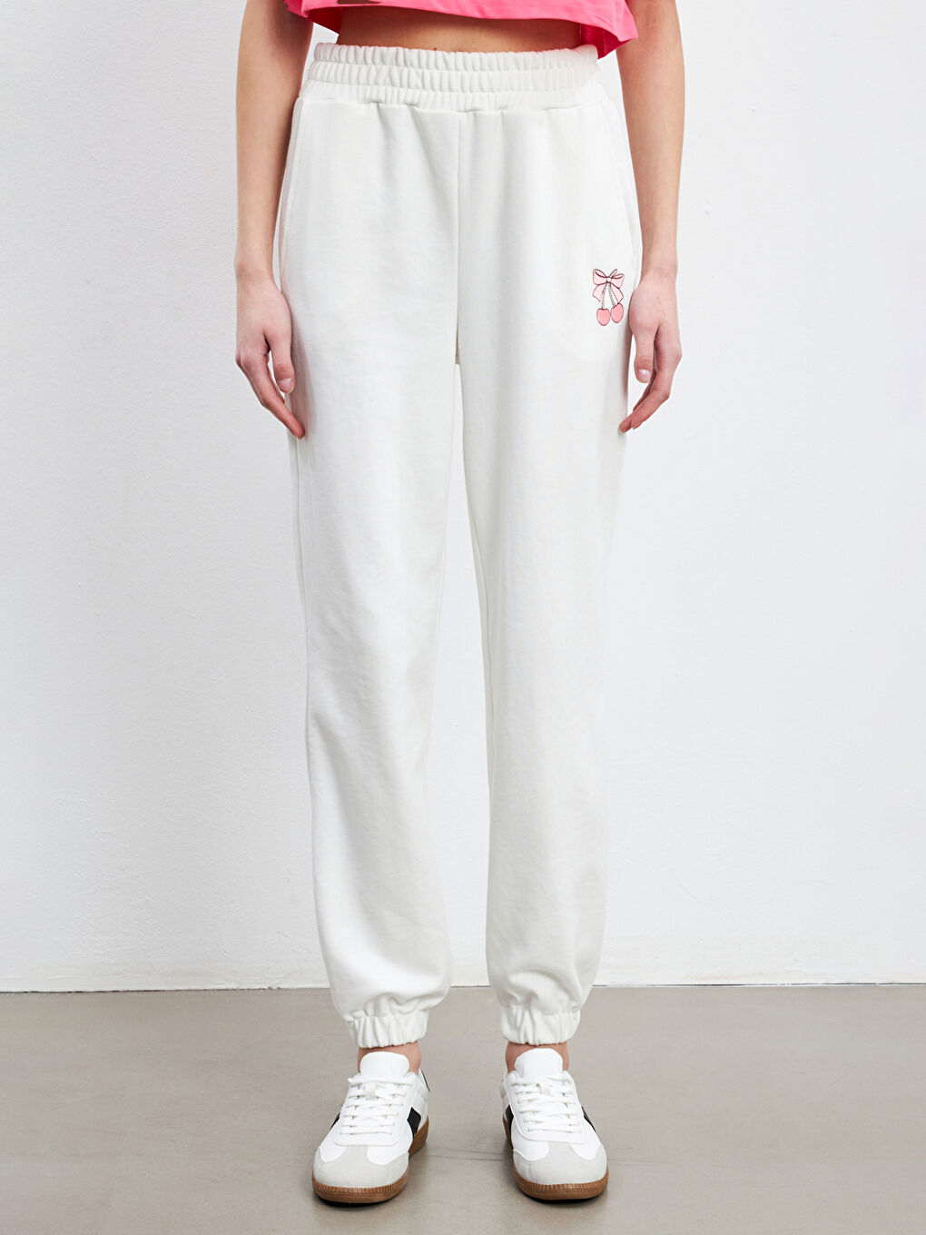 Elasticated Waist Embroidered Women's Jogger Sweatpants-1