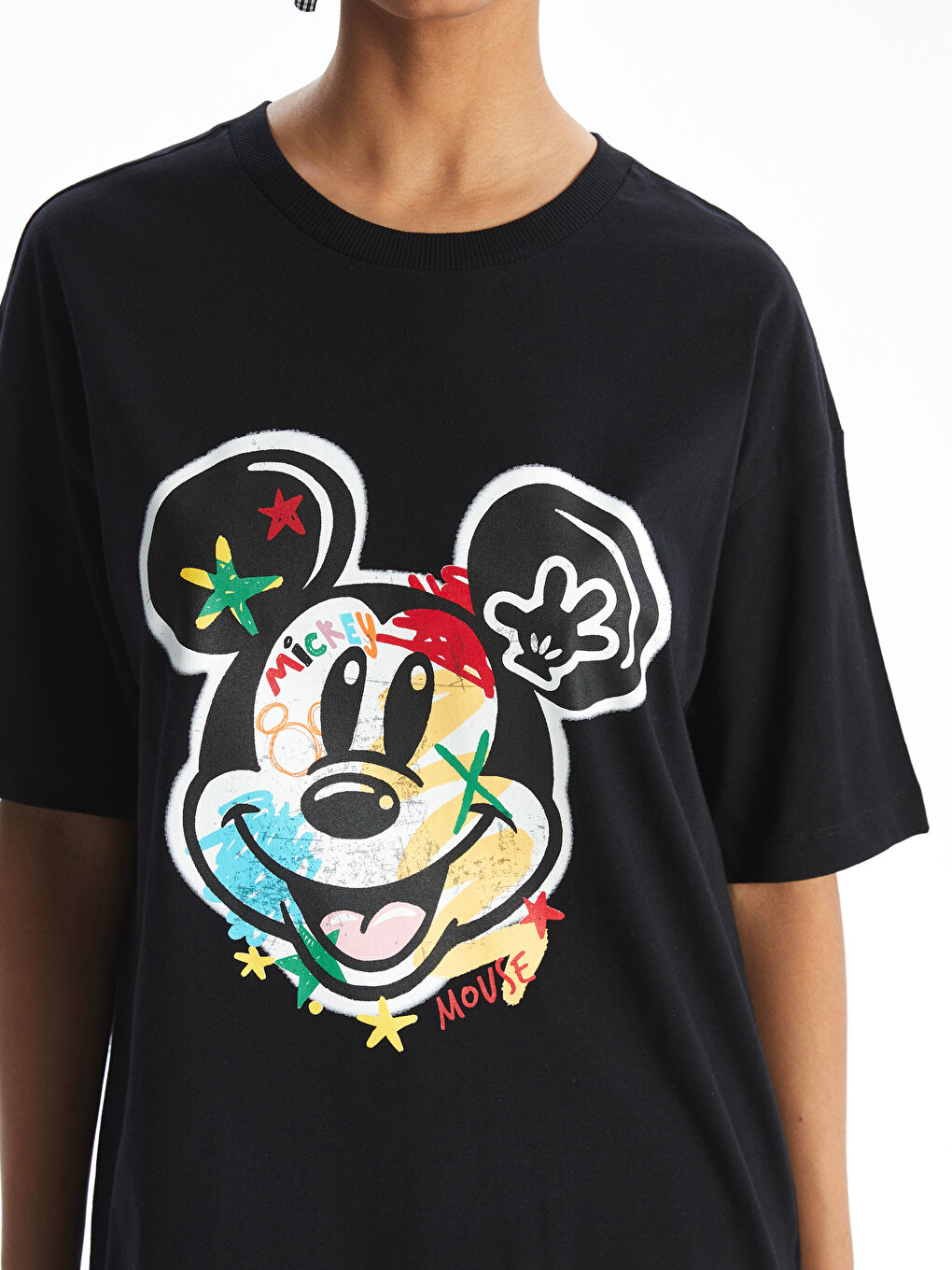 Siyah Bisiklet Yaka Mickey Mouse Baskılı Kadın Tişört-2