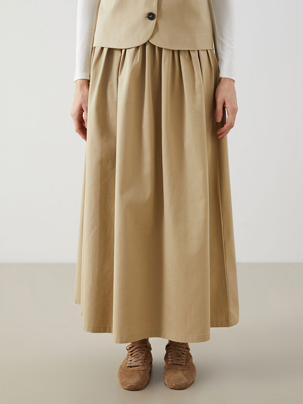 Bej Beli Fermuarlı Poplin Kadın Kloş Etek-4