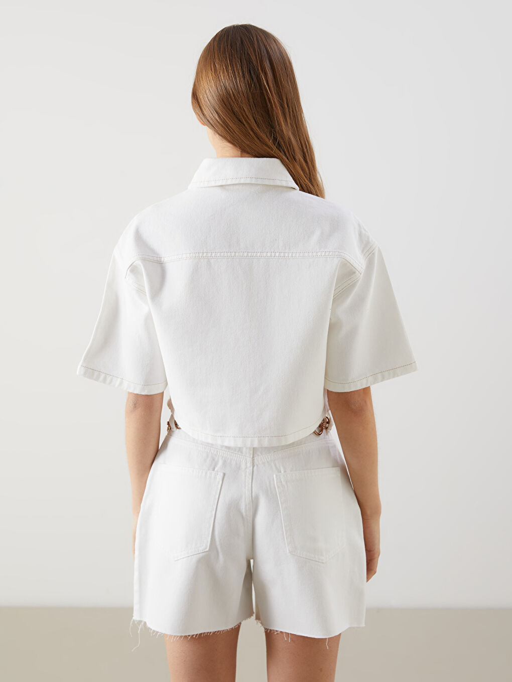 Beyaz Crop Kadın Jean Gömlek-3