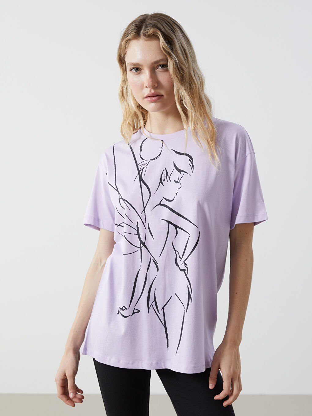 Lila Bisiklet Yaka Tinker Bell Baskılı Kadın Tişört