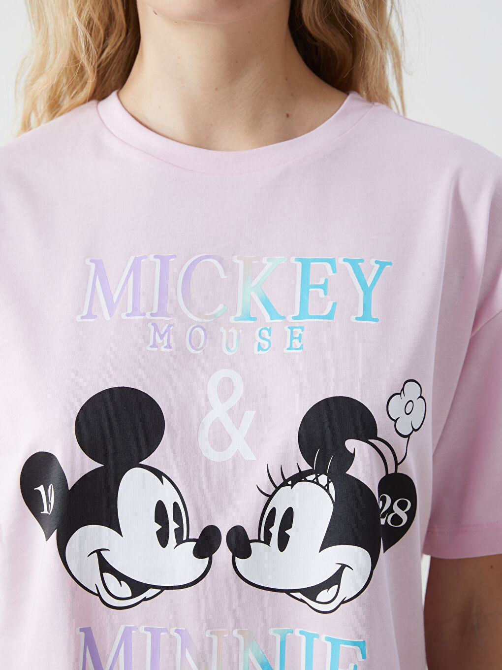 XSIDE Pembe Bisiklet Yaka Mickey ve Minnie Mouse Baskılı Kadın Tişört - 2