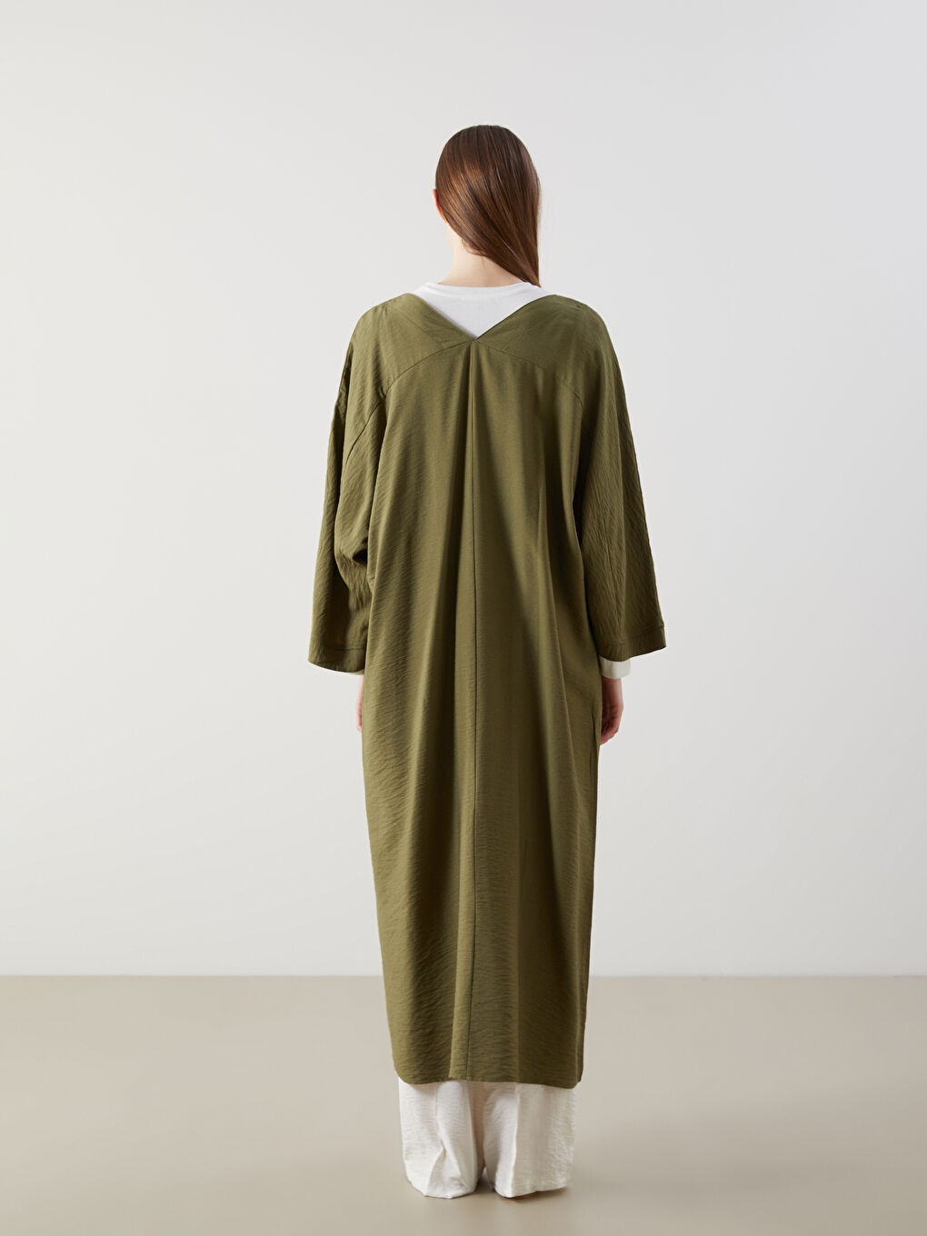 Robe Surdimensionnée à Encolure en V-3