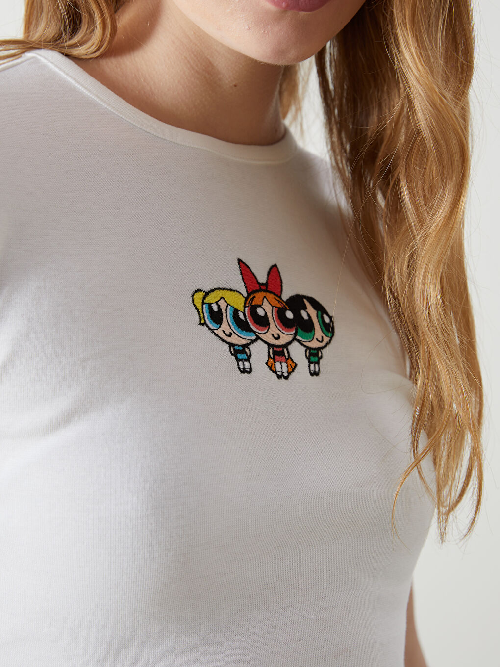 Ekru Bisiklet Yaka Powerpuff Girls Nakışlı Kadın Crop-2