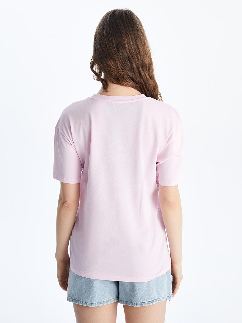 Pembe Bisiklet Yaka Lilo & Stitch Baskılı Kadın Tişört-3