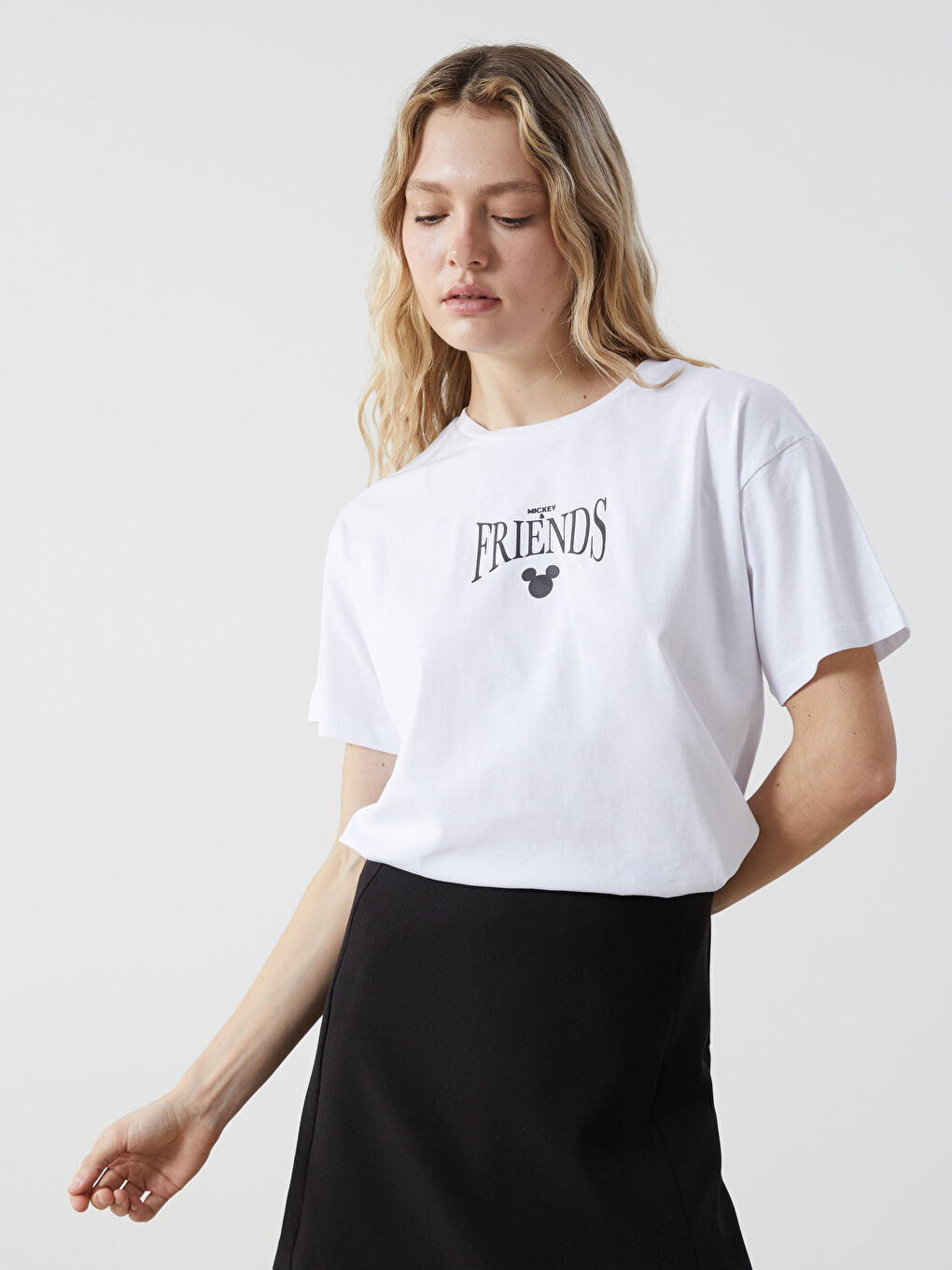 XSIDE Crew Neck Mickey and Friends Printed Women's T-Shirt -S5GV98Z8-Q6K
