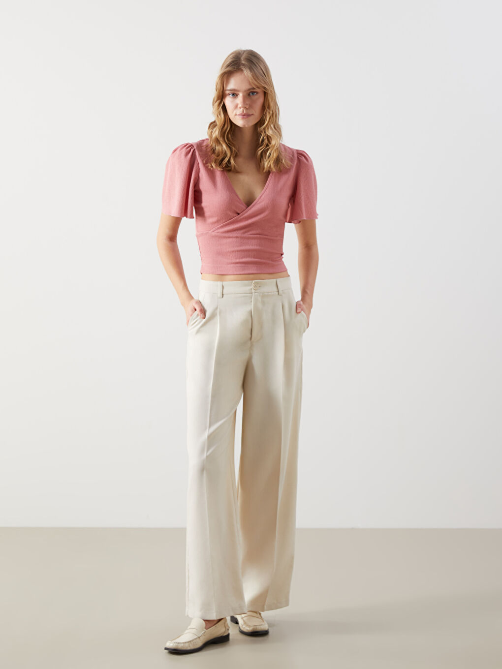 Қос түймелі жағалы әйелдерге арналған блузка-1