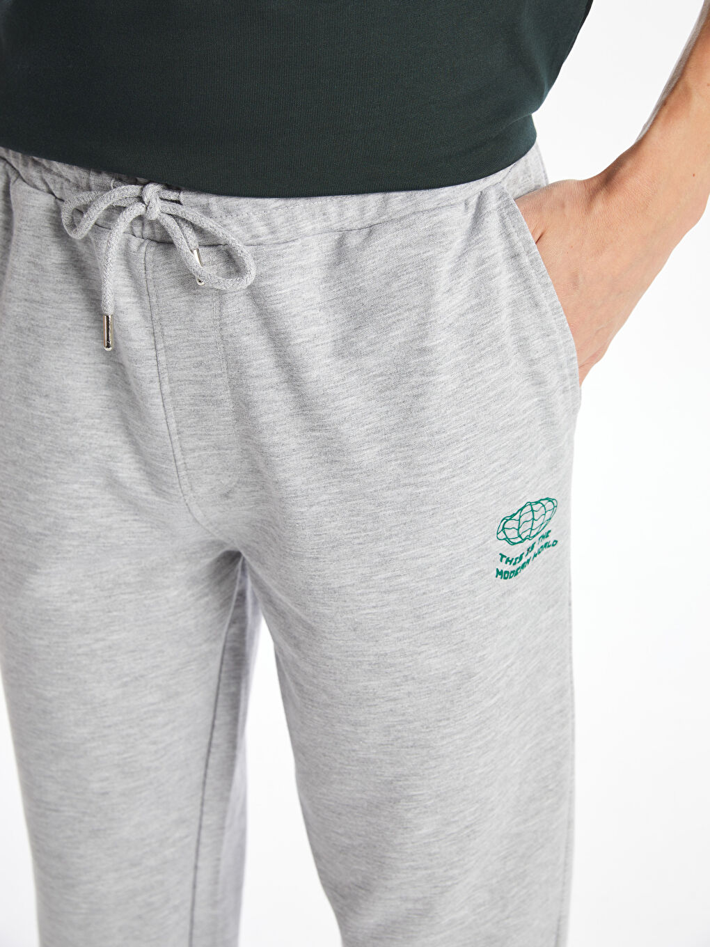 Standard Fit Men's Jogger Sweatpants -S5GY25Z8-CT3