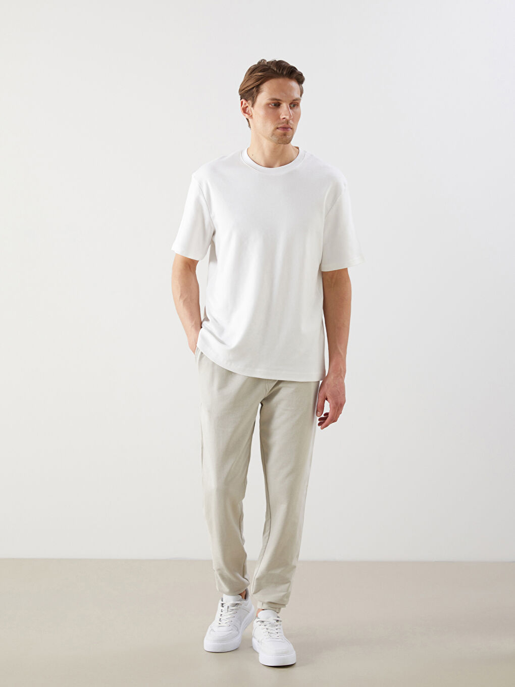 Standard Fit Men's Jogger Sweatpants -S5GY27Z8-G7L