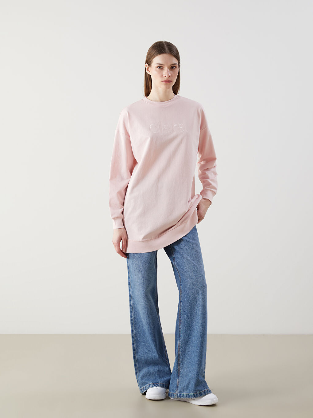 LCW Modest Pembe Nakışlı Oversize Kadın Sweatshirt Tunik - 1
