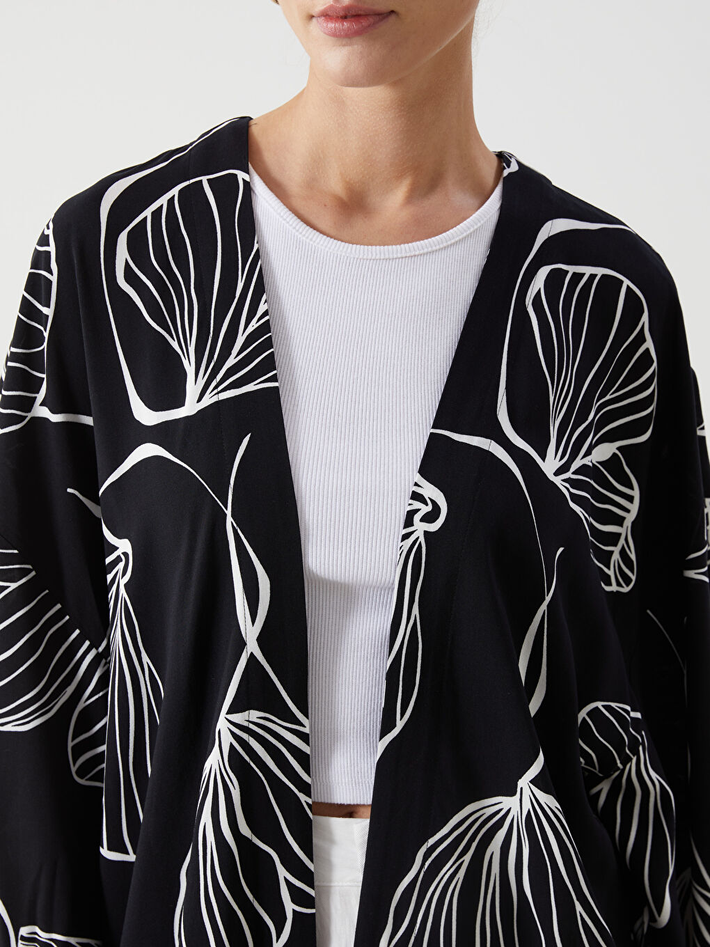 Kimono Oversize à Motifs pour Femmes avec Col Châle-2