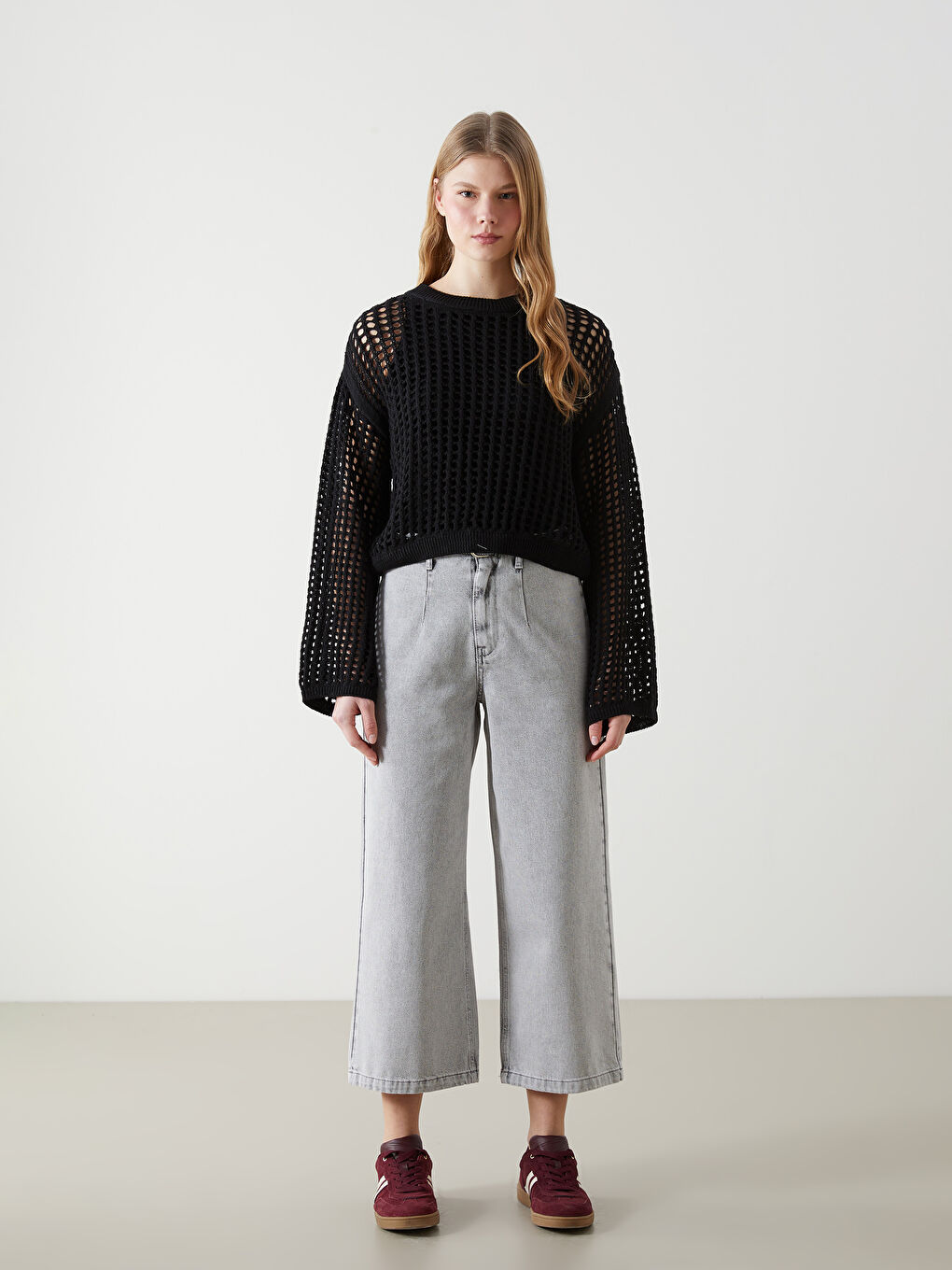 Siyah Bisiklet Yaka Ajurlu Kadın Triko Kazak-1