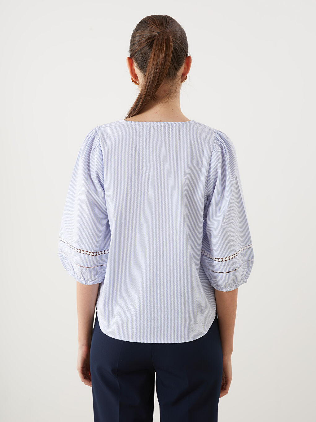 Crew Neck Striped Lace Women's Blouse -S5H090Z8-LEN