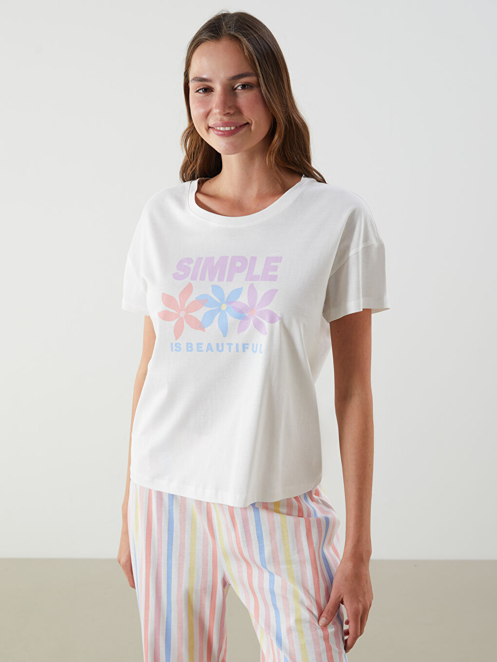 LCW DREAM Mercan Bisiklet Yaka Baskılı Kadın Pijama Takımı - 1