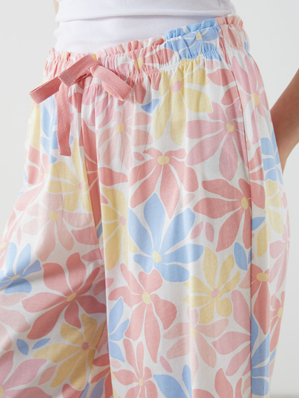Elasticated Waist Floral Women's Capri Pyjama Bottoms -S5H123Z8-LR8