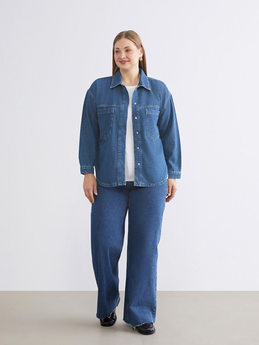 Джинсова сорочка-куртка для жінок-5