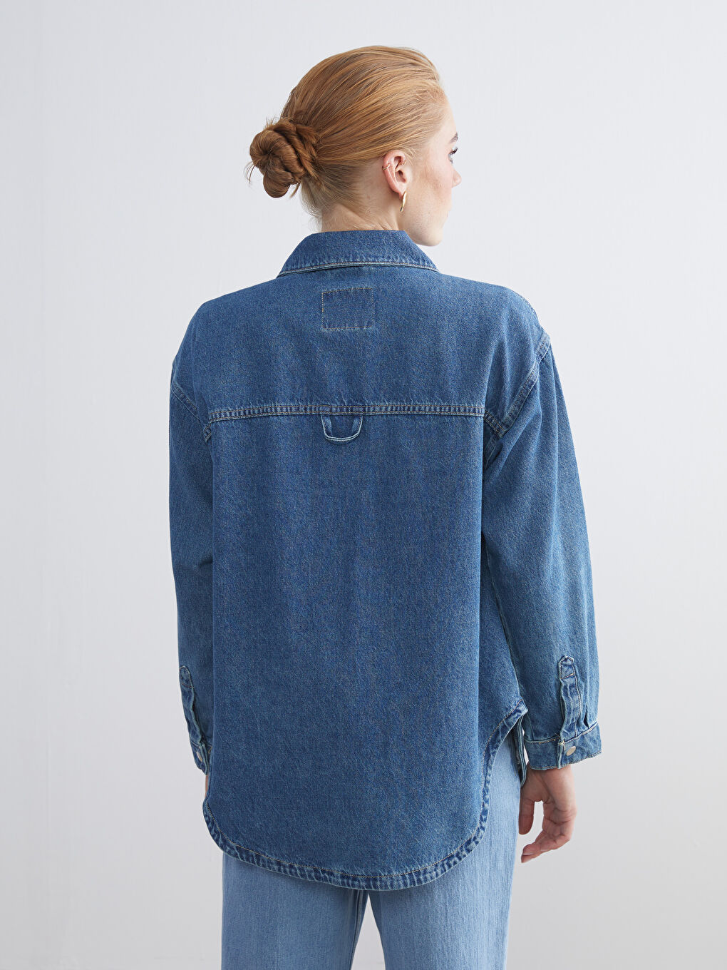 Джинсова сорочка-куртка для жінок-4