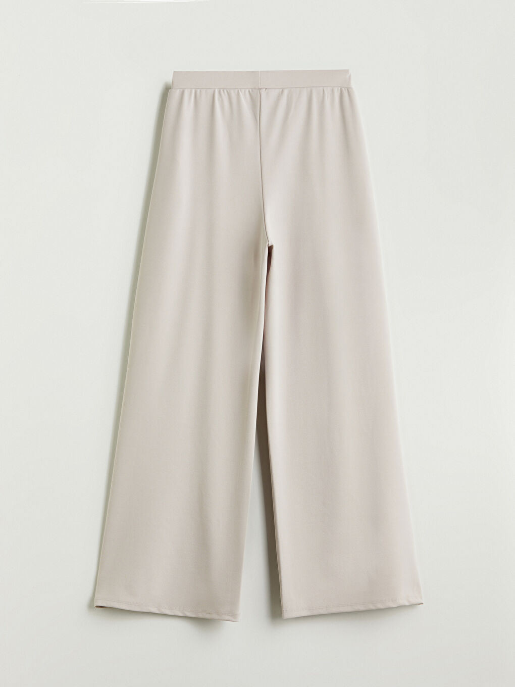 Gri Beli Lastikli Geniş Paça Kadın Pileli Pantolon-5