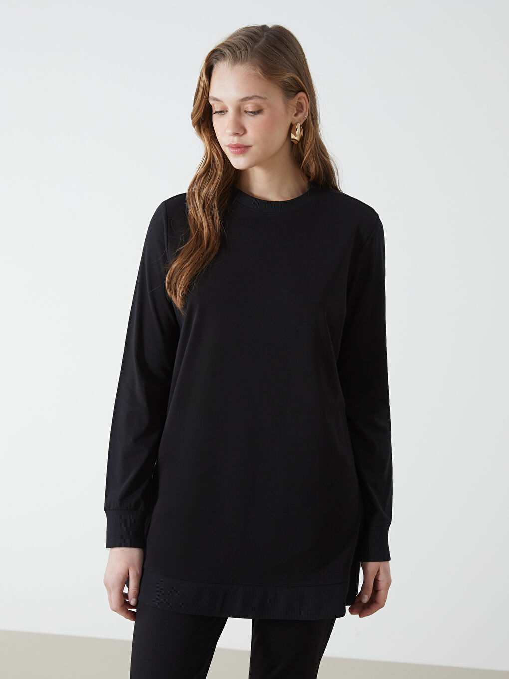 Siyah Bisiklet Yaka Düz Kadın Tunik