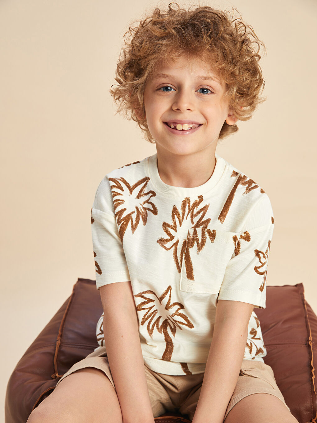 LCW Kids Resort Neck Printed Boys' T-Shirt -S5H456Z1-LQA
