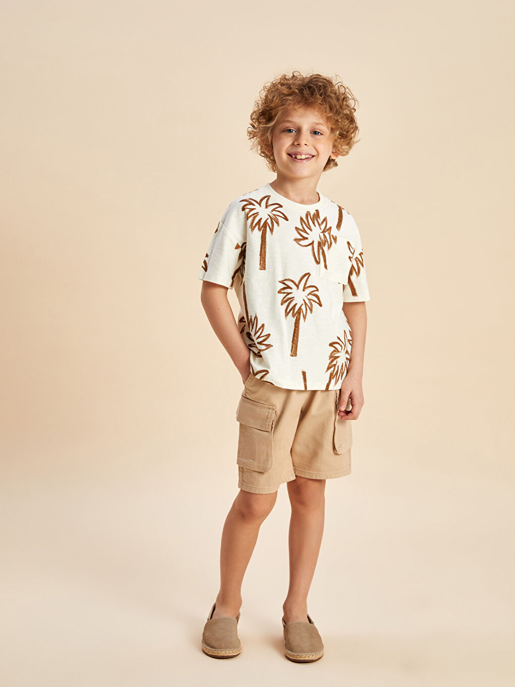 LCW Kids Resort Neck Printed Boys' T-Shirt -S5H456Z1-LQA