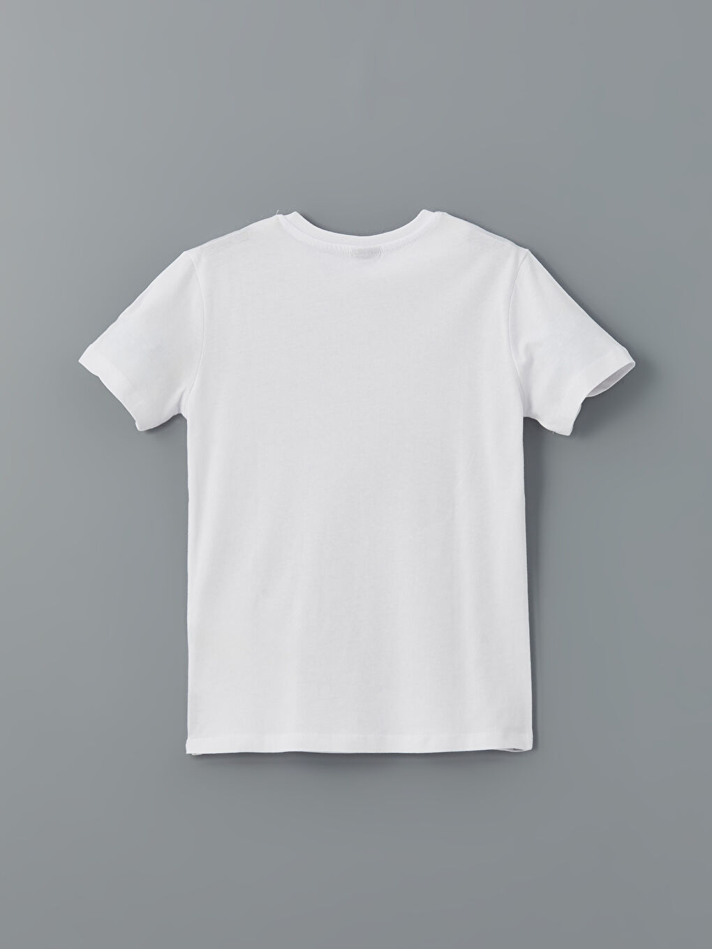 Beyaz Bisiklet Yaka Erkek Çocuk Tişört-1