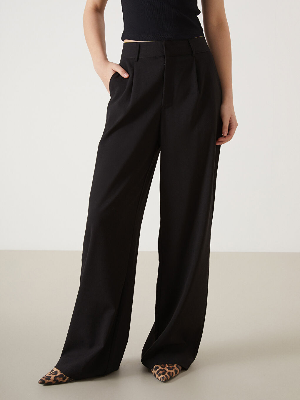 Siyah Loose Fit Geniş Paça Kadın Pantolon-1