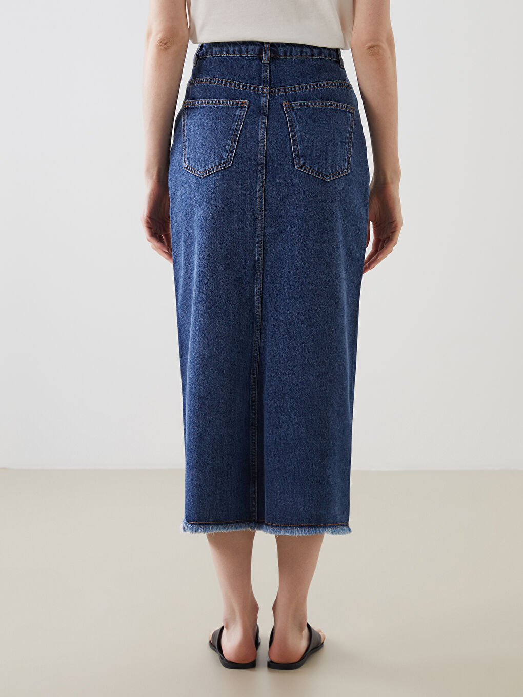 Slim Fit Slit Detail Denim Skirt-3