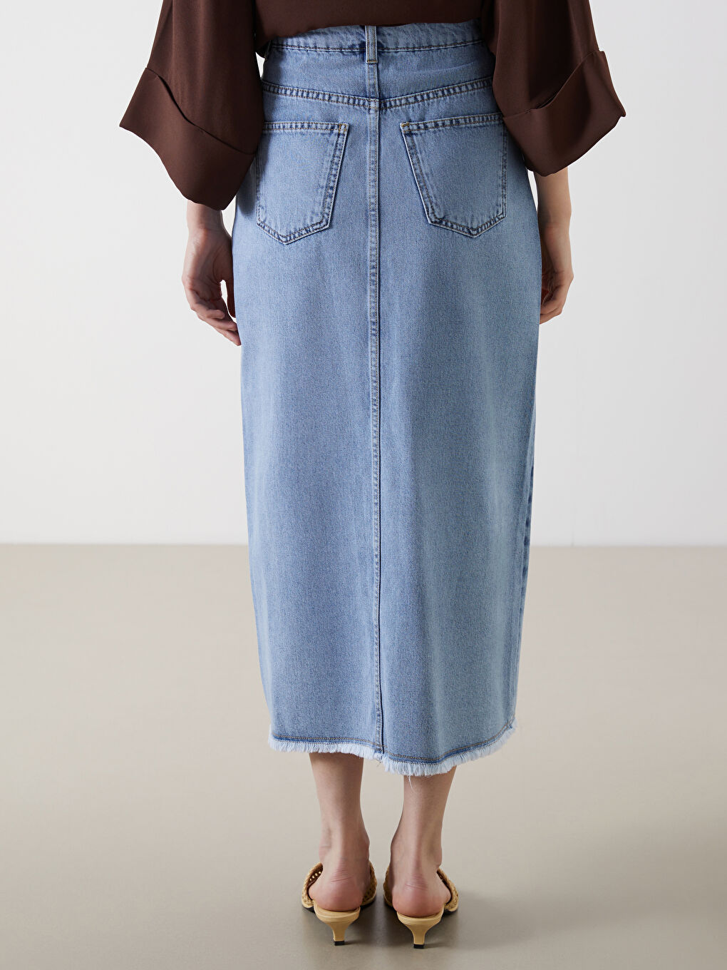 Standard Fit Slit Detail Denim Skirt-3