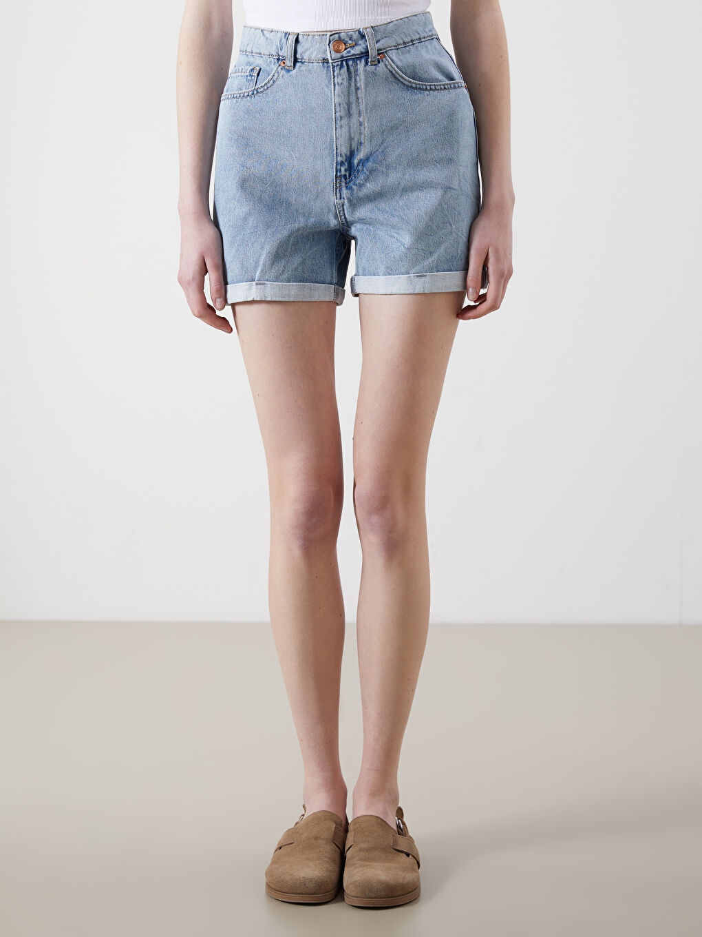 LCW Jeans شورت دينيم بقصة عادية للسيدات -S5H633Z8-S5W