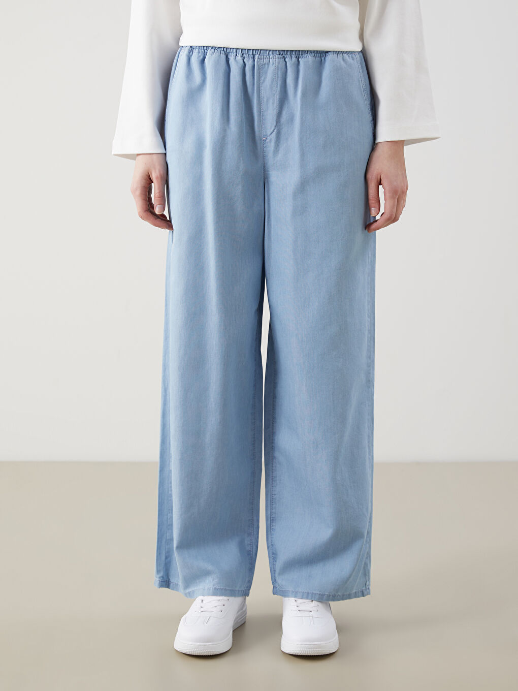 LCW Modest Indigo Beli Lastikli Wideleg Kadın Jean Pantolon - 1