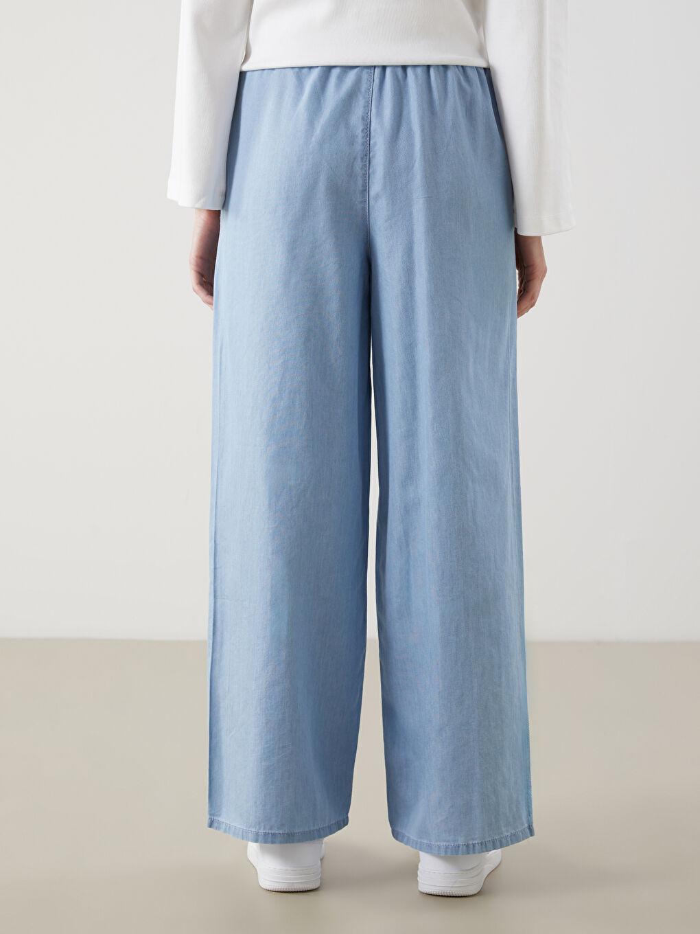 LCW Modest Indigo Beli Lastikli Wideleg Kadın Jean Pantolon - 3