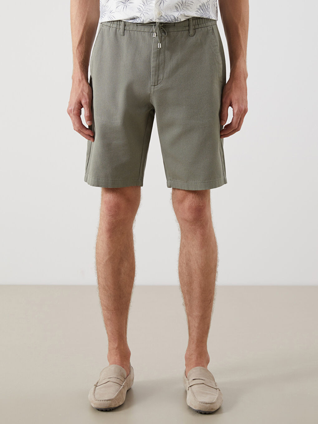 LCW Vision Standard Fit Men's Shorts with Waist Tie Detail -S5H794Z8-GNZ
