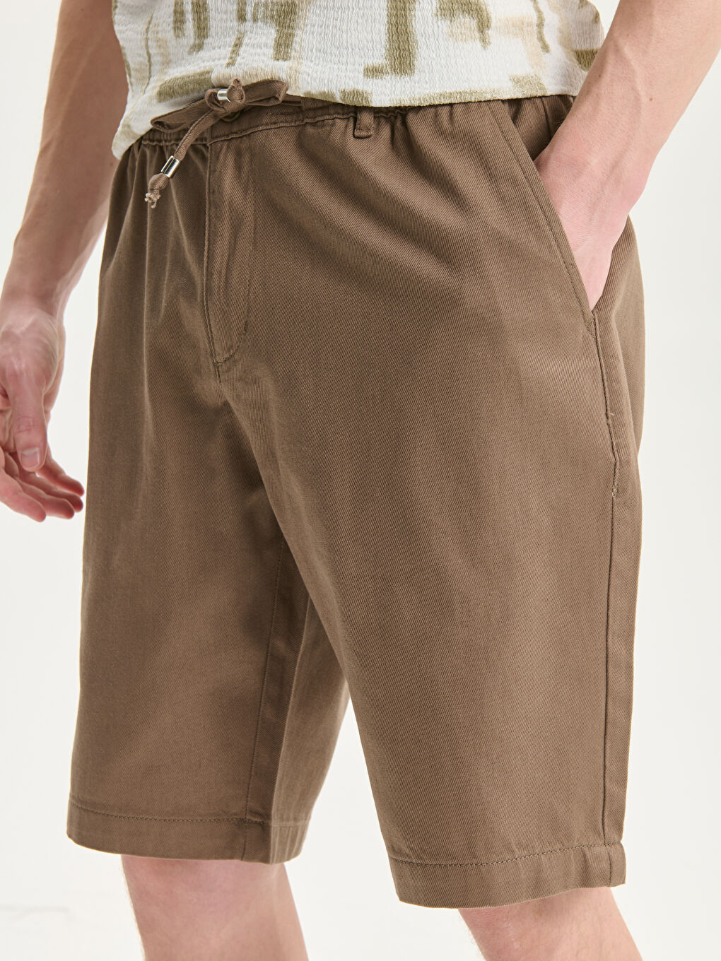 LCW Vision Standard Fit Men's Shorts with Waist Tie Detail -S5H794Z8-DU7