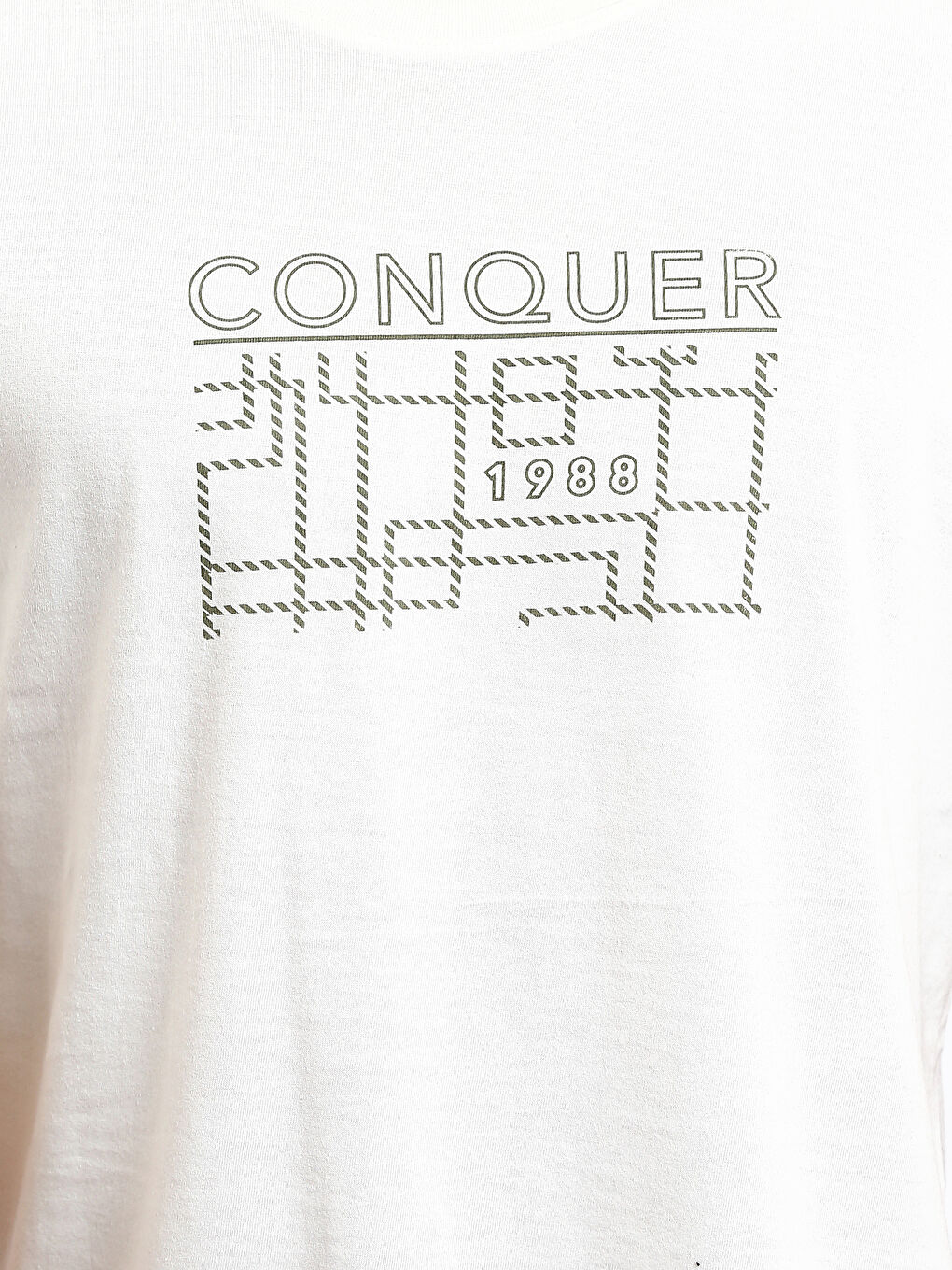 تيشيرت رجالي كم قصير مطبوع بياقة دائرية-2