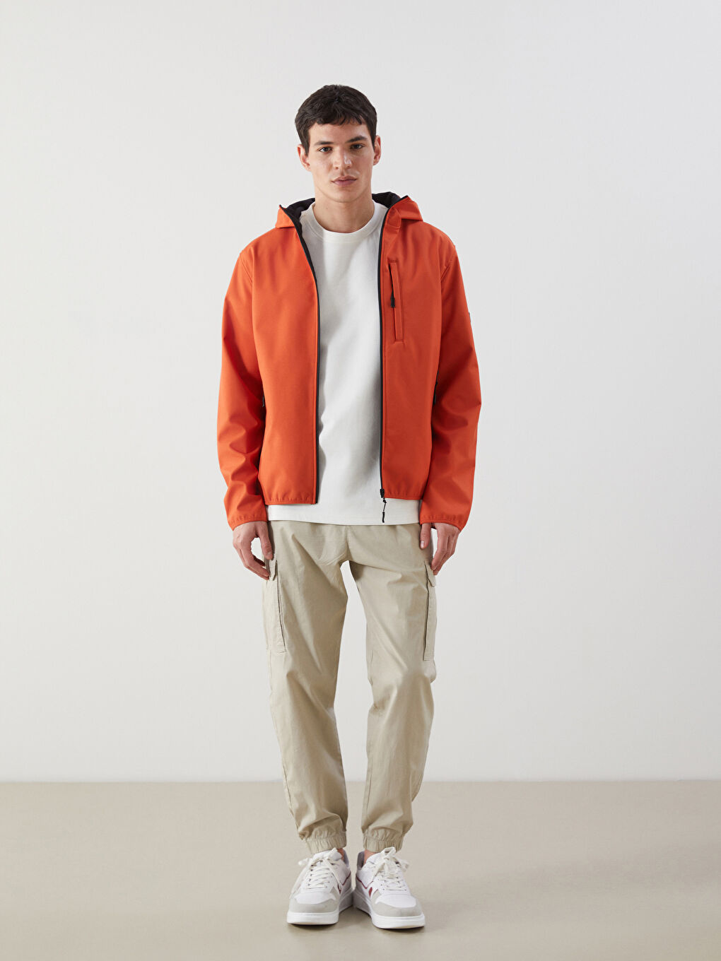 Turuncu Kapüşonlu Erkek İnce Mont-1