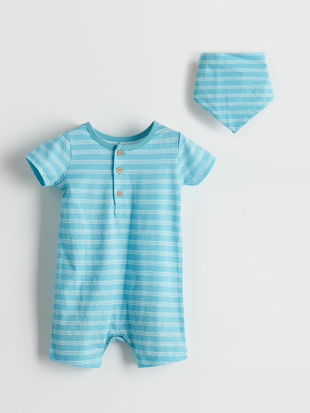 LCW baby Ekru Erkek Bebek Mama Önlüğü ve Tulum 2'li