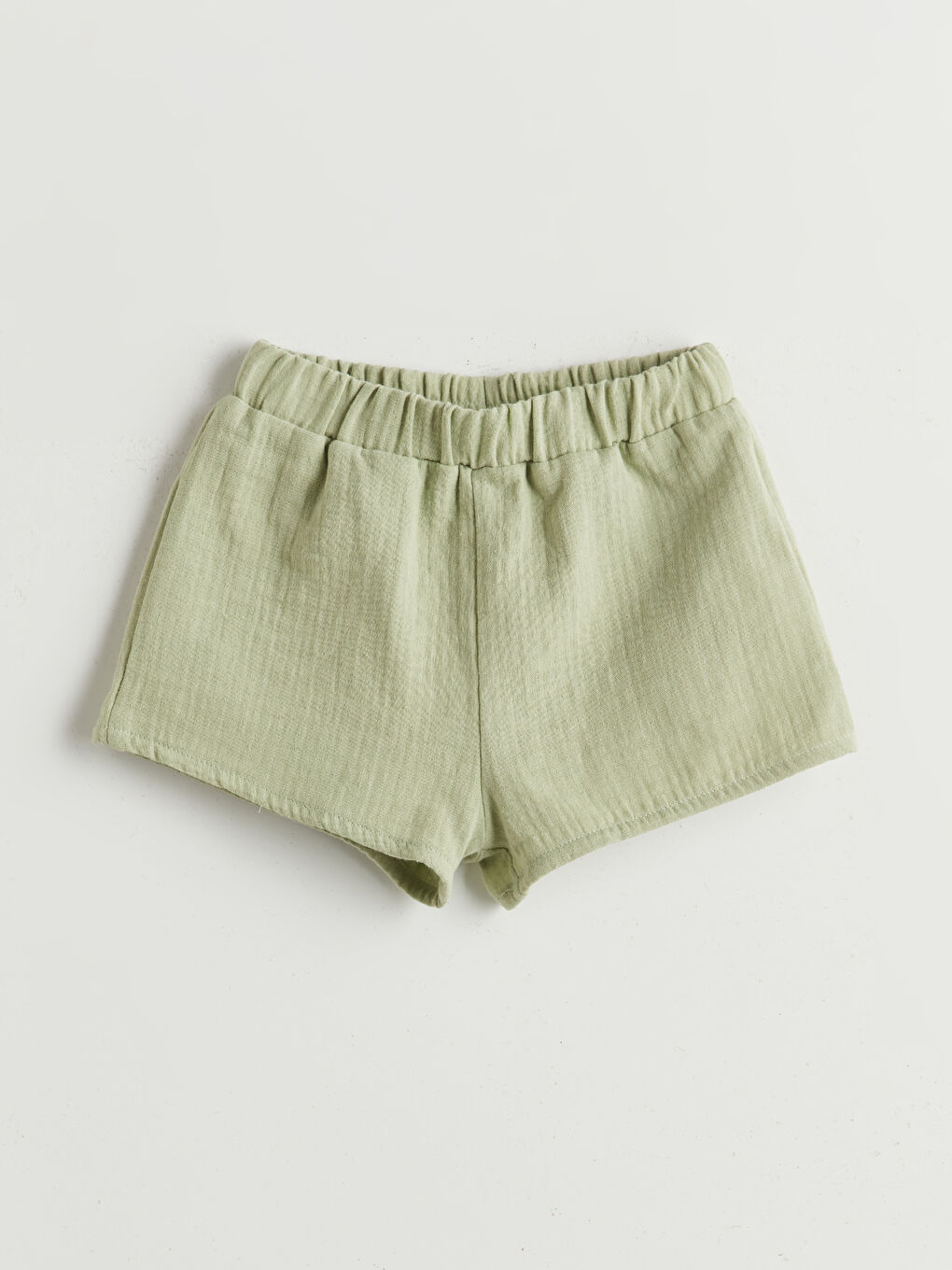 Yeşil Beli Lastikli Kız Bebek Müslin Şort